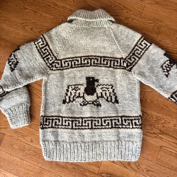 Vintage 1980’s Canadian Wool Gray and Black Zip-Front Wool Knit Sweater Jacket - Picture 9 of 10